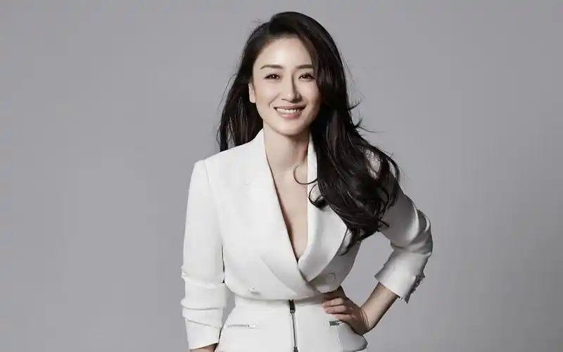 美女演员孙宁图片电脑桌面壁纸