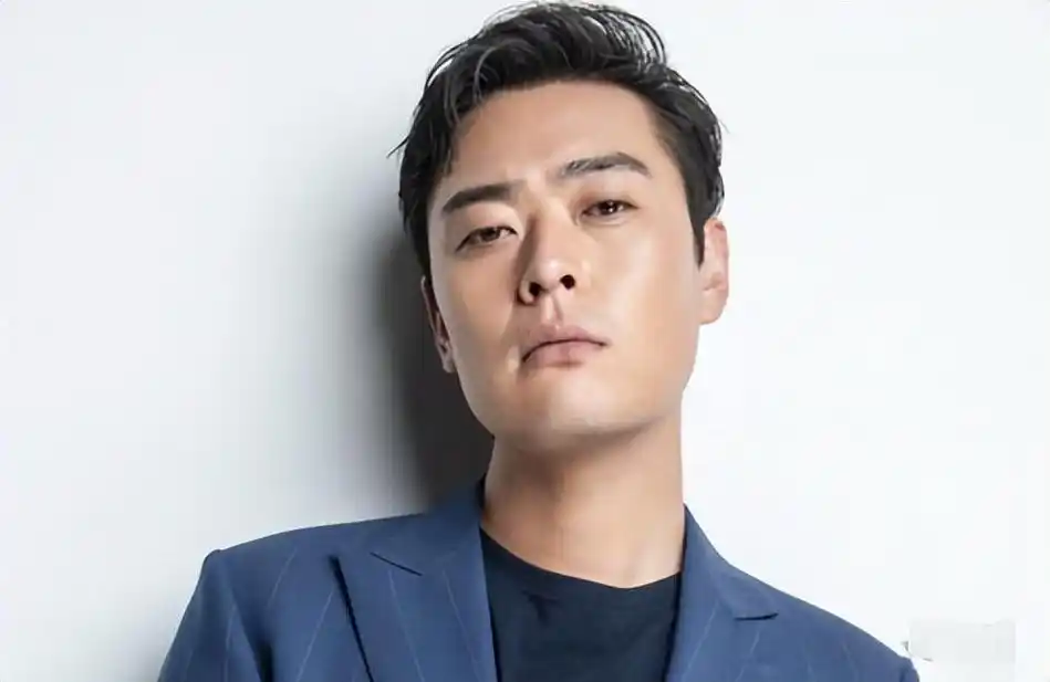 陈月末:从"星二代"困境中逆袭的演员之路 陈月末,作为陈宝国的儿子和