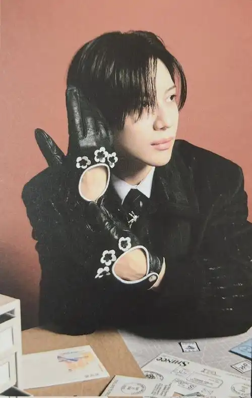 泰民超话06#solo歌手李泰民#【预览】2024 shinee 台历 泰民预览18p