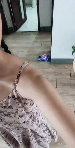 平胸妹大多数是小个子吗?