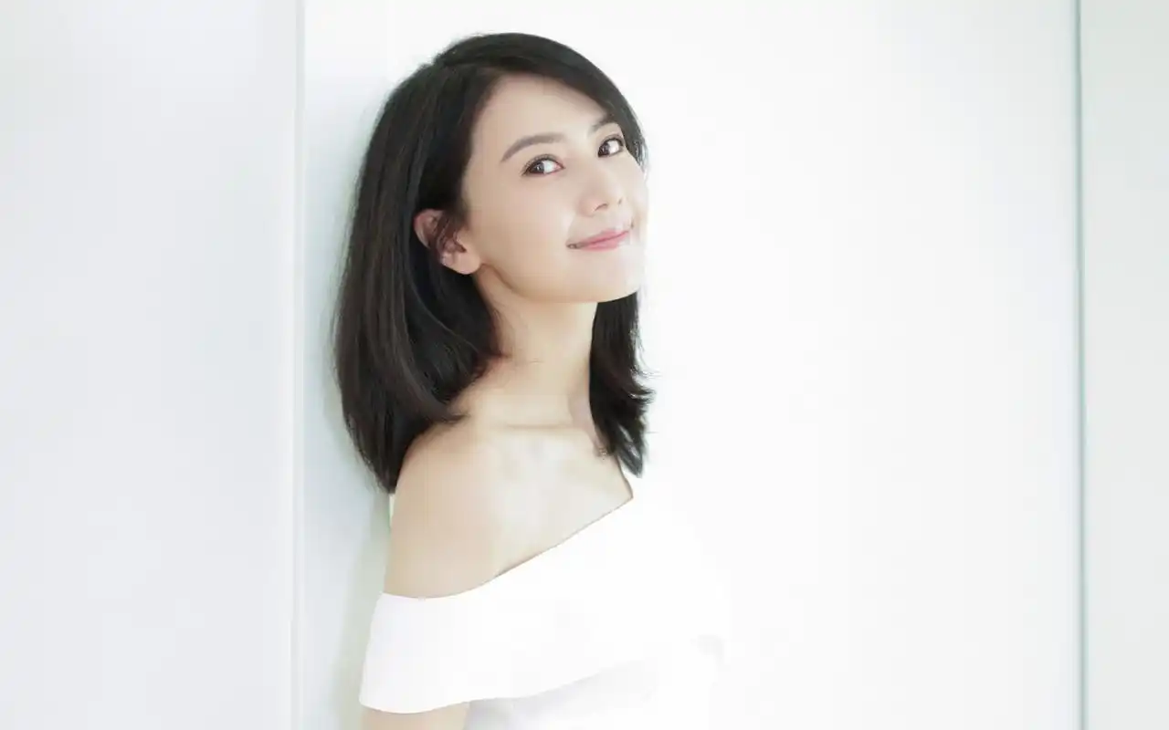 高圆圆唯美写真高清电脑壁纸