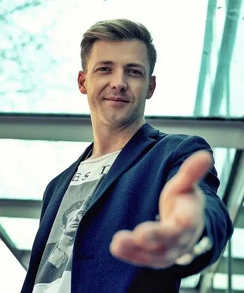 看图选择大家喜欢哪种男生两位俄罗斯演员科普多图加更双人视频混剪