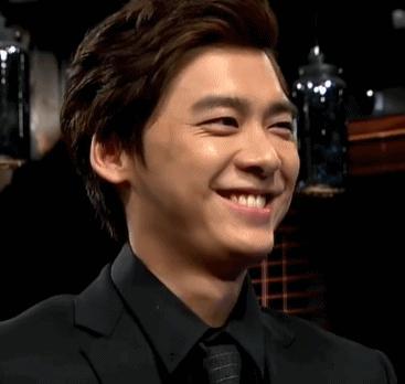 李易峰嘻嘻嘻笑gif动图_动态图_表情包下载_soogif