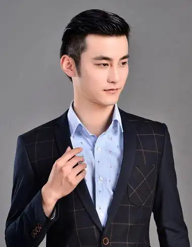 国字脸男适合什么发型 国字脸男生简单点的发型