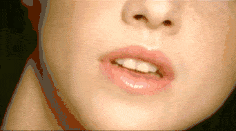 生活| 别舔了!秋季嘴唇干裂,起皮,让我拯救你