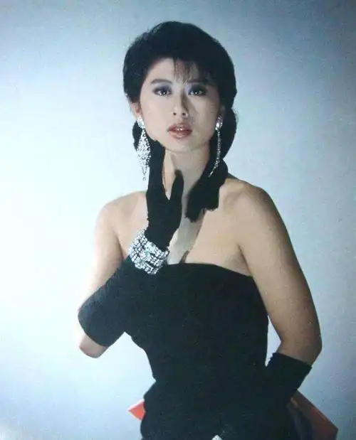 青春回想曲乐坛天后叶倩文巅峰期作品潇洒走一回