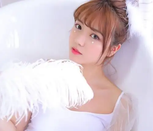 男主建筑工地糙汉文吮住我刚刚隆起小乳尖