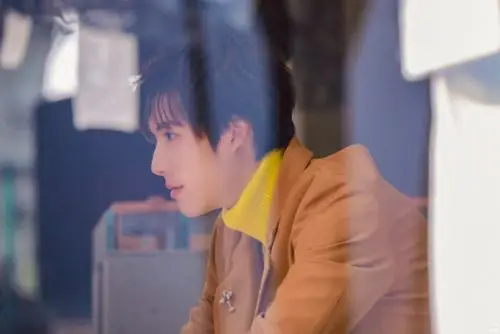 邓超元 cr. 一页岛屿