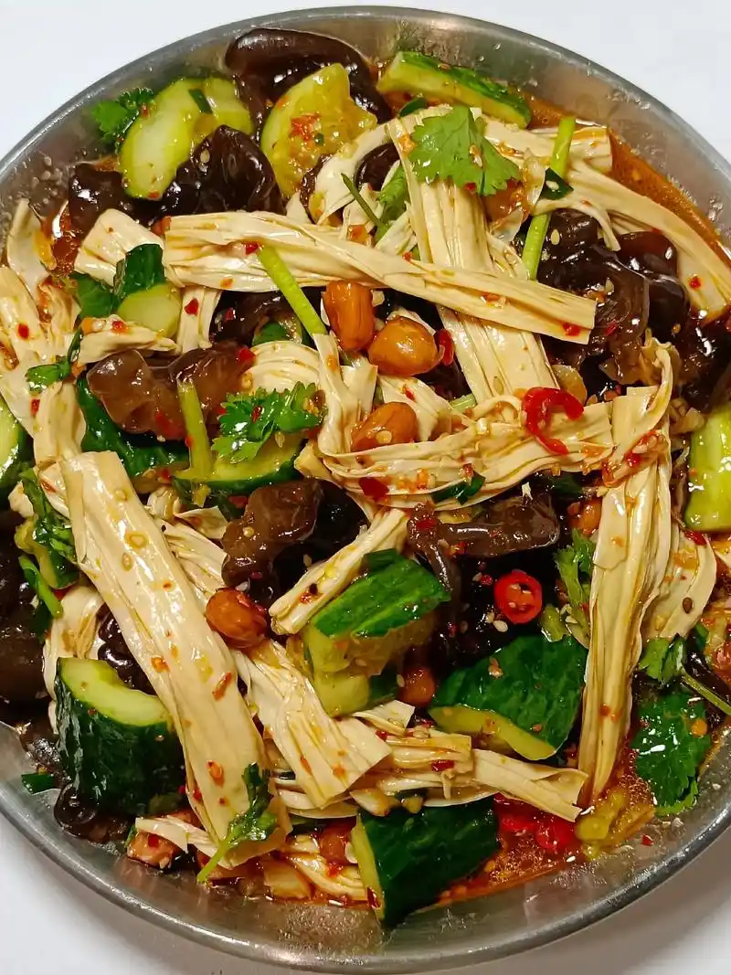 夏日开胃凉菜,黄瓜木耳拌腐竹#家常菜的100种做法 #凉拌菜