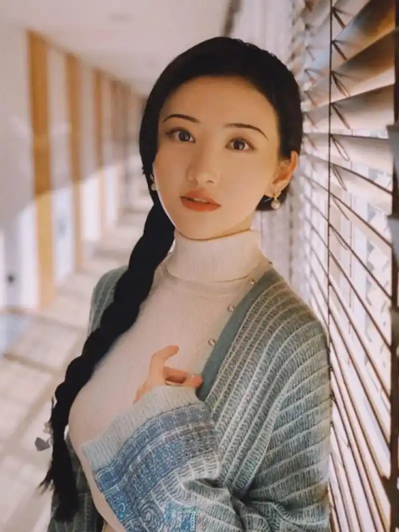 长相大气的女明星 大眼睛瓜子脸. #祖玛珑秋日美人香