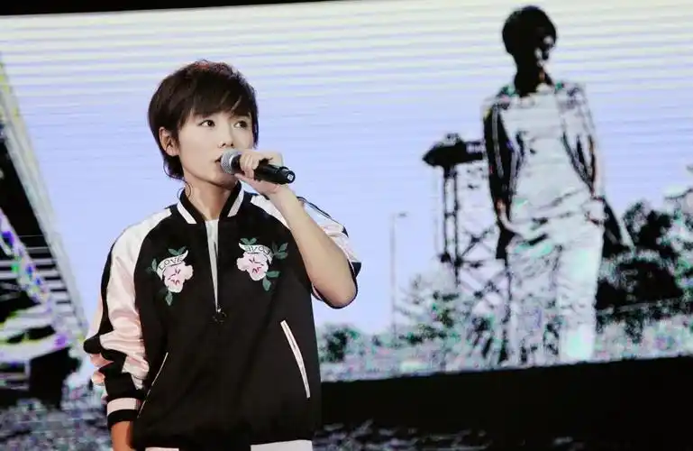 情商低谷许飞10年前就拿下北京庄园却拖欠水军4万块工资