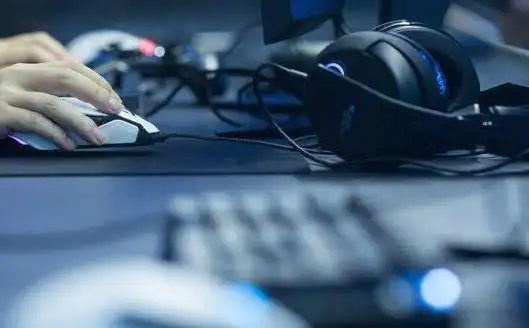 玩游戏也想社交,开黑交友两不误,那就来猎游吧