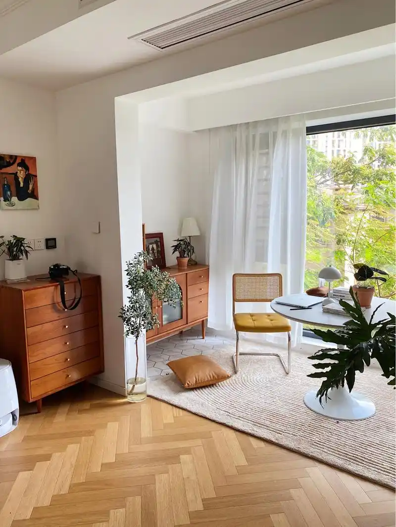 成都135平北欧风设计,白色与原木色的搭配,朴实而自然_装修攻略-成都