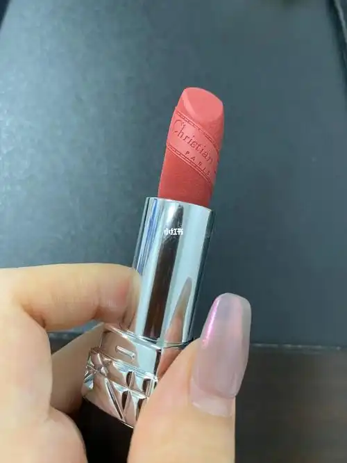 迪奥720限定雕花唇膏