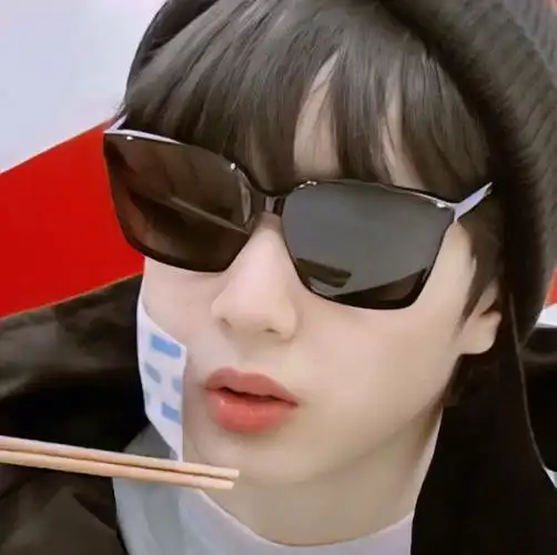 一组可爱风刘耀文头像