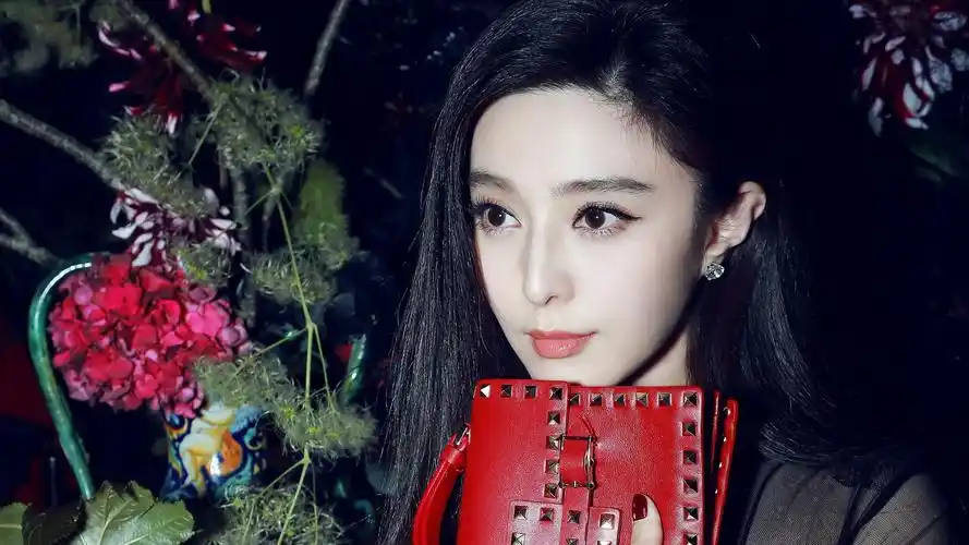 范冰冰时尚性感生活照