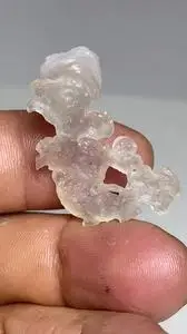 白玛瑙花,小公鸡,天然原石,漂亮无伤,尺寸3.3*1.8*