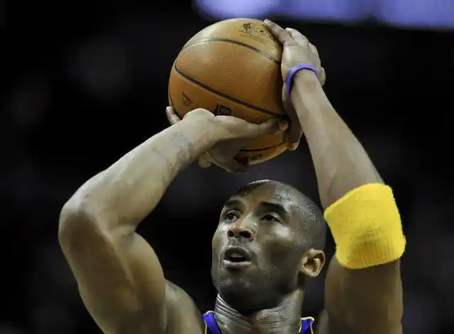 美如画的投篮手势会提高命中率还是下降