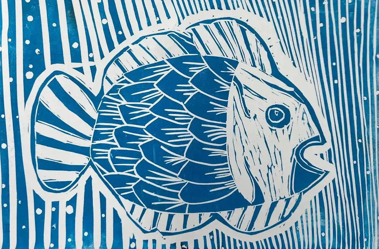 学生版画作品 分享一组我学生的作品,三年级学生的版画作品《年年有鱼