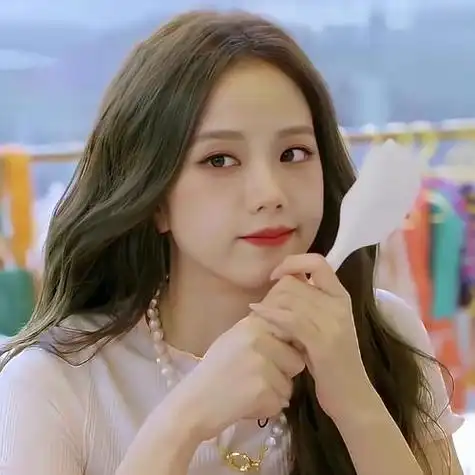 南韩美女金智秀jisoo头像财经头条