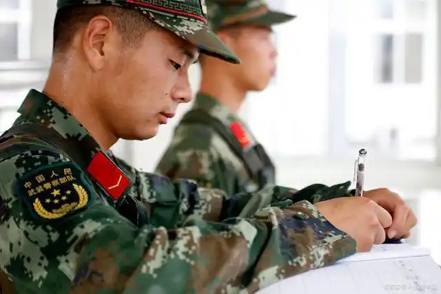义务兵都会面临的3个重要阶段,新兵和父母须知