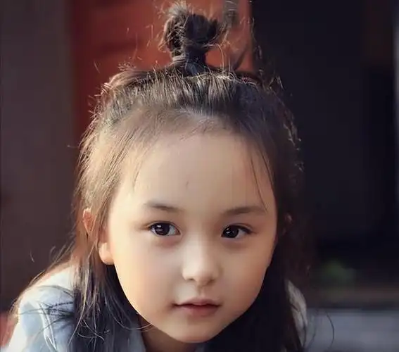刘楚恬:2岁出道年入百万,曾因长相甜美被禁止整容,如今咋样了|童星