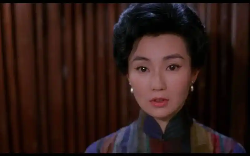 58岁张曼玉隐居老破小:从花瓶到封神40岁退休,勇闯摇滚圈10年!