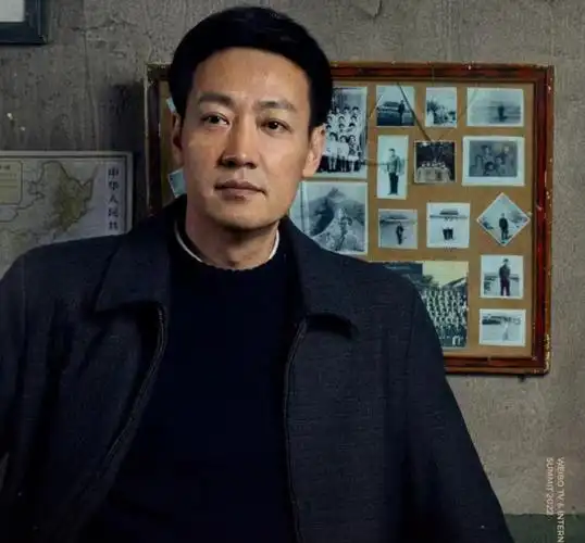 辛柏青《人世间》剧照他是一个恭顺善良的人,他的表演值得大家认可.