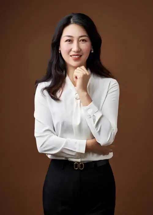 职业照  #职业形象照#最美證件照  #周