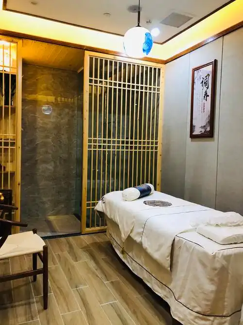 仅售118元,价值128元精准推拿!