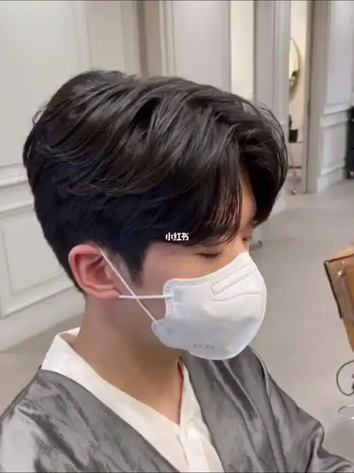 男生发型三七分纹理烫经典纹理好打理发型