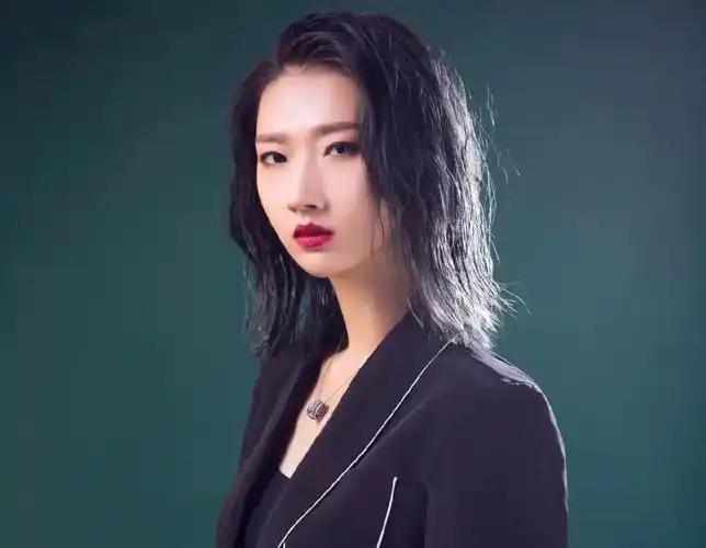 近来,各大明星纷纷助阵 为【优爱易家】送上真挚祝福