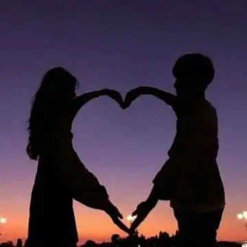 2019独一无二情侣背影头像一人一张 用心的永远抵不过有心机的