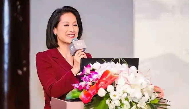 东方卫视知名主播何婕丈夫是林海曾陷入离婚谣言现状如何