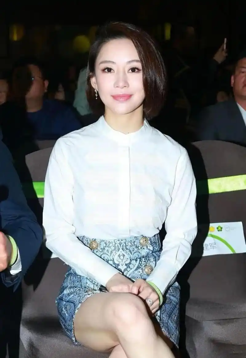 潘晓婷高清写真3