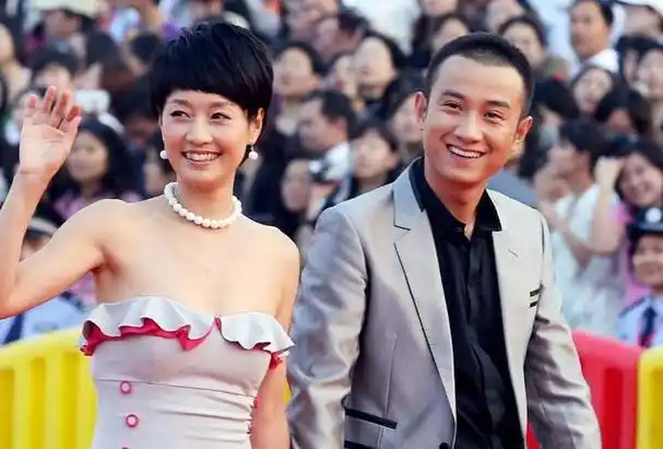 文章38岁的真实情况曝光!白发苍苍面带忧愁,马伊琍重谈感情