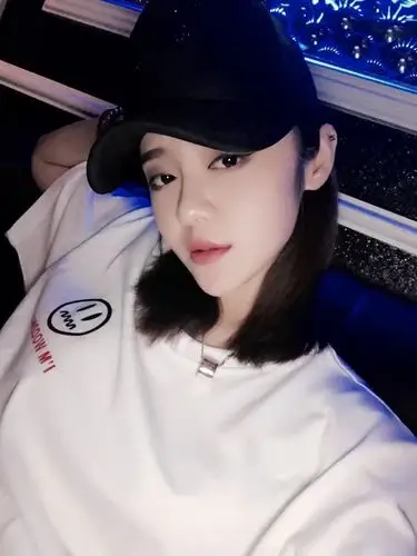 其实不止是我或是我闺蜜,每个女生都希望遇到这样的良人,可现实一而再