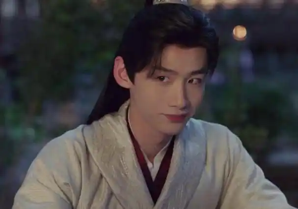 这两年好剧频出的爱奇艺,则带来了白敬亭和宋轶主演的古装剧《长风渡