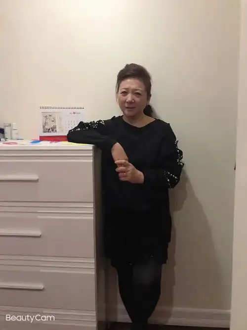 68岁离异女征婚照片(id:3934158)_国外国外征婚交友_我主良缘网