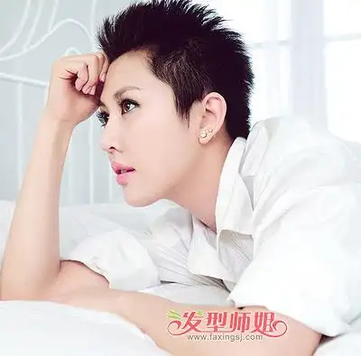 清爽帅气中性发型 帅气女生轻松击败男生_中性发型_女生短发_发型师姐