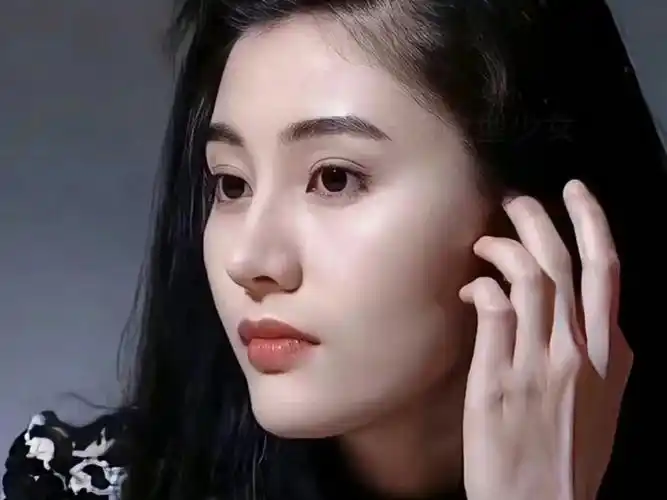 最美不过李嘉欣