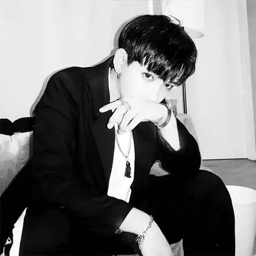 qq男生头像帅气黑白图片富二代生活照喜欢的人多