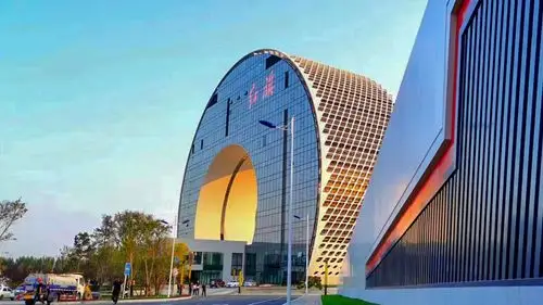 精彩嘉年华新地标来啦红旗创新大厦高清美图来一波