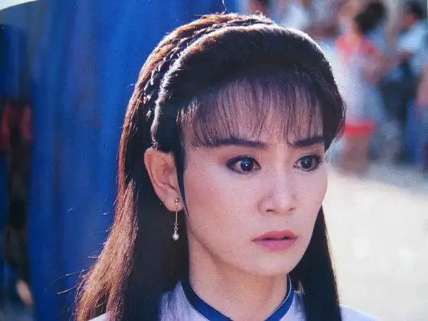 【图】刘雪华图片依旧年轻貌美 风采依旧不亚当年