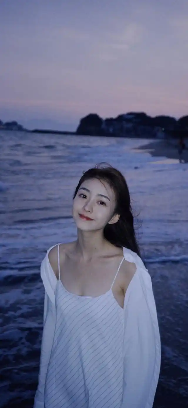 一组超仙的好看小姐姐壁纸原图分享给大家