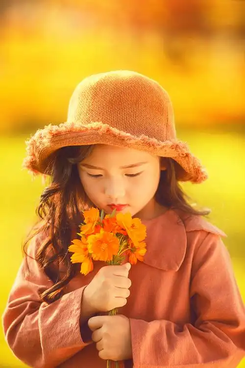 大新童年童趣的儿童摄影作品《暖色系》