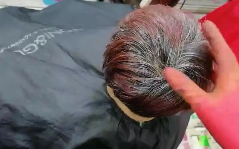 老年人白发多,就染这样的发色,能完全盖住白发还显年轻_哔哩哔哩_bili