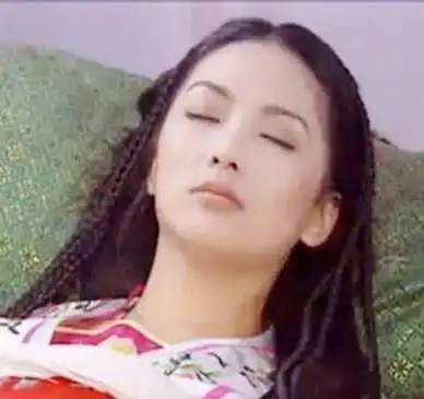 旧版还珠格格香妃是谁演的 刘丹个人资料揭秘刘丹车祸去世内幕