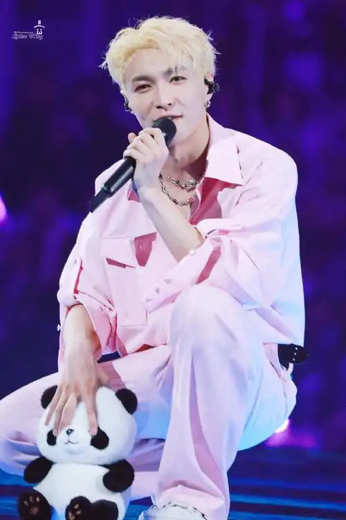 张艺兴[超话]##张艺兴大航海无远弗届巡回演唱会##张艺兴2023大汉海