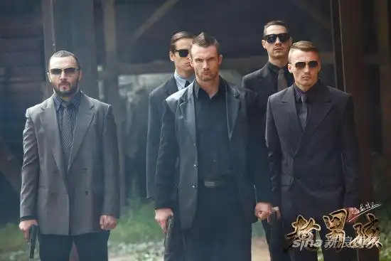 《老男孩》为梦撒野 筷子兄弟纽约肉搏|《老男孩》|筷子|黑帮_新浪